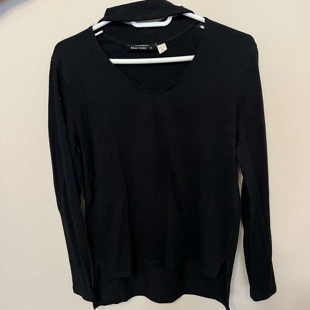 Beau Tissu Black Sweater
